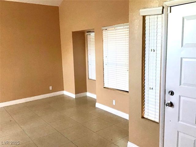 6706 Paljay Court, Las Vegas, NV 89103