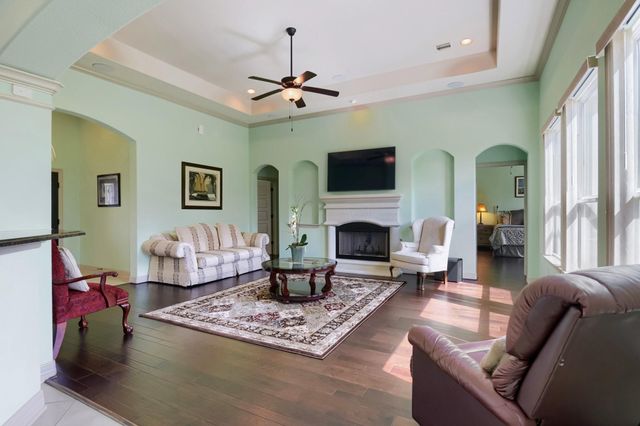 230 Lawrence Marshall Drive, Hempstead, TX 77445