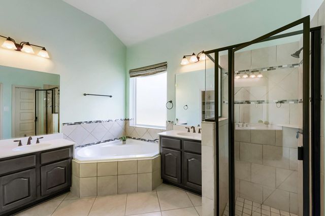 230 Lawrence Marshall Drive, Hempstead, TX 77445