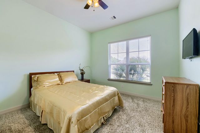 230 Lawrence Marshall Drive, Hempstead, TX 77445