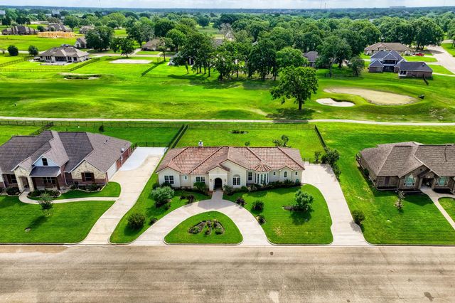 230 Lawrence Marshall Drive, Hempstead, TX 77445