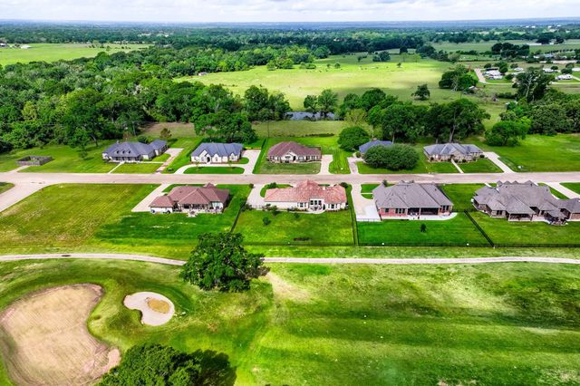 230 Lawrence Marshall Drive, Hempstead, TX 77445