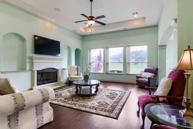 230 Lawrence Marshall Drive, Hempstead, TX 77445
