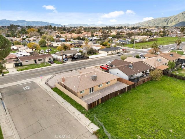 181 S Vernon, San Jacinto, CA 92583