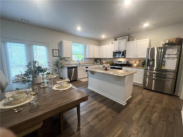 126 Silver Beech Lane, Dawsonville, GA 30534