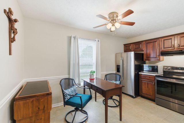 1036 Raintree Drive, Richmond, KY 40475