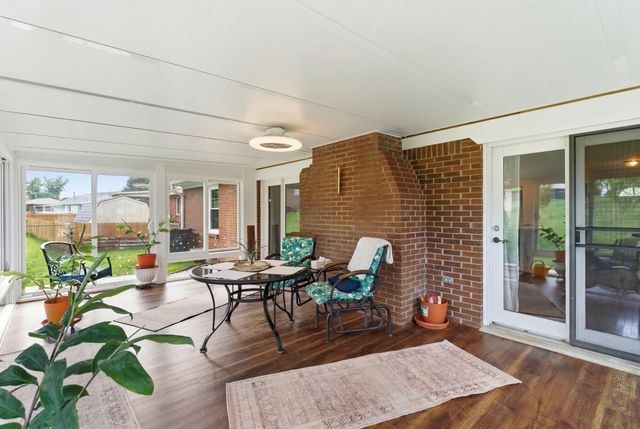 1036 Raintree Drive, Richmond, KY 40475