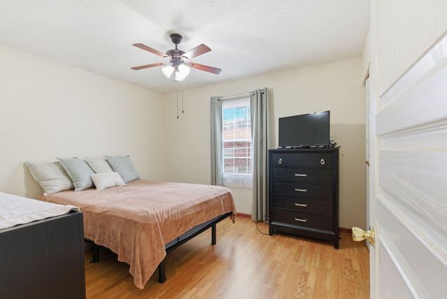 1036 Raintree Drive, Richmond, KY 40475