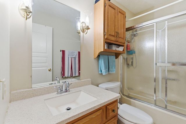 1036 Raintree Drive, Richmond, KY 40475