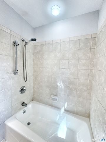8 Muriel Street, Norwalk, CT 06851