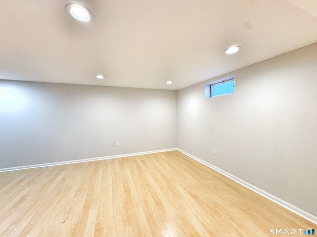 8 Muriel Street, Norwalk, CT 06851