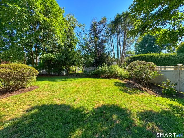 8 Muriel Street, Norwalk, CT 06851
