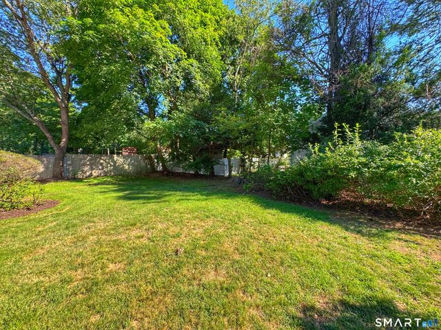 8 Muriel Street, Norwalk, CT 06851
