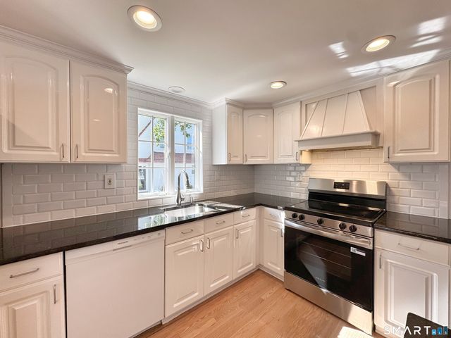8 Muriel Street, Norwalk, CT 06851