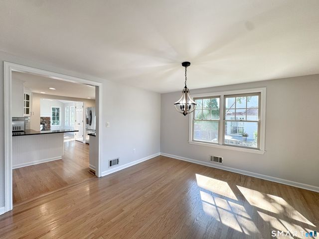 8 Muriel Street, Norwalk, CT 06851