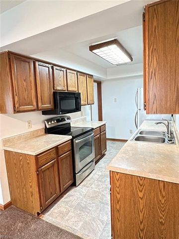 3988 Roebling LN, Virginia Beach, VA 23452