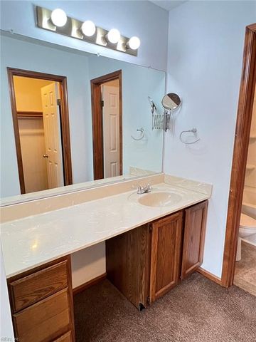 3988 Roebling LN, Virginia Beach, VA 23452