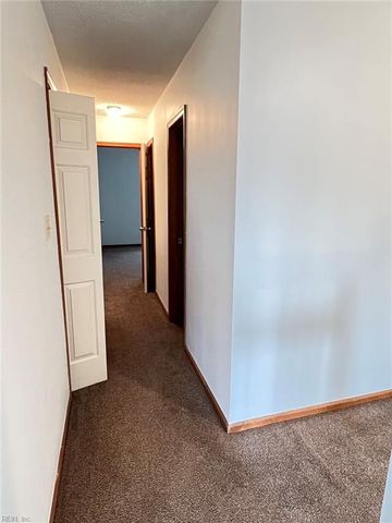 3988 Roebling LN, Virginia Beach, VA 23452