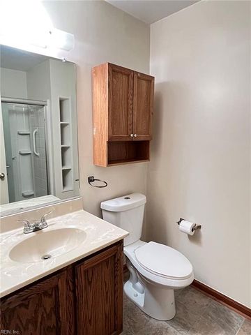 3988 Roebling LN, Virginia Beach, VA 23452