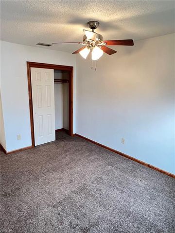 3988 Roebling LN, Virginia Beach, VA 23452