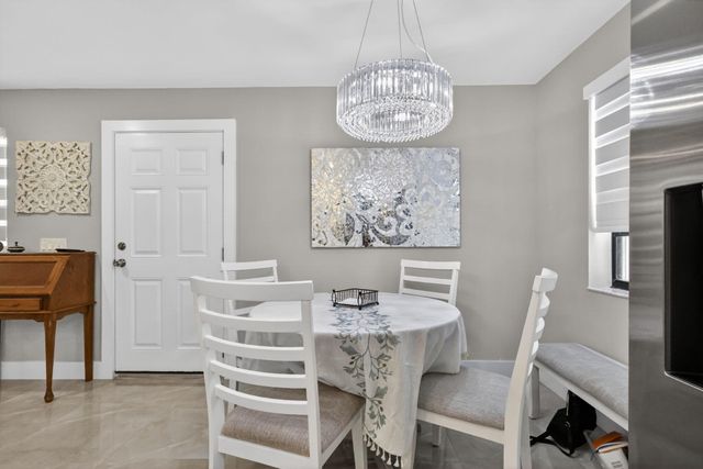 7 Piedmont A, Delray Beach, FL 33484
