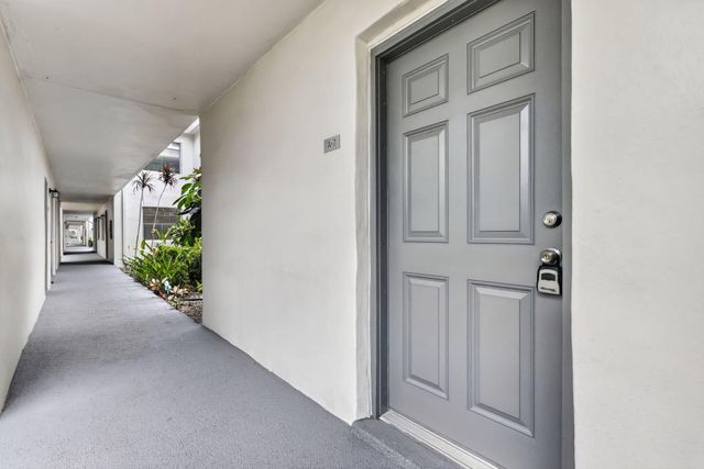 7 Piedmont A, Delray Beach, FL 33484