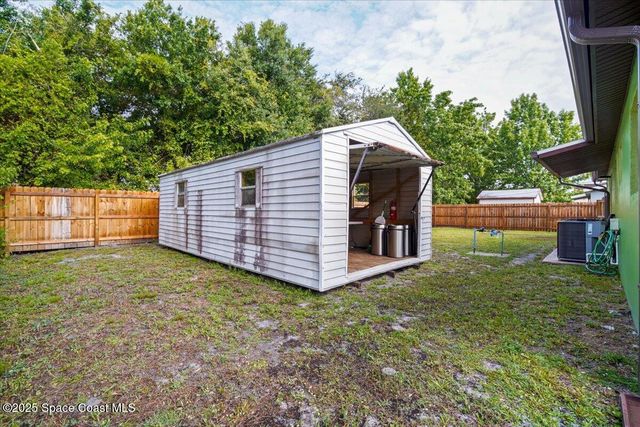 1452 Bellaire Lane NE, Palm Bay, FL 32905