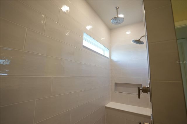 8087 FENTON STREET, Orlando, FL 32836