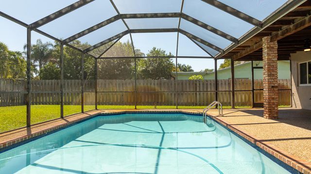 271 NW 89th Avenue, Coral Springs, FL 33071