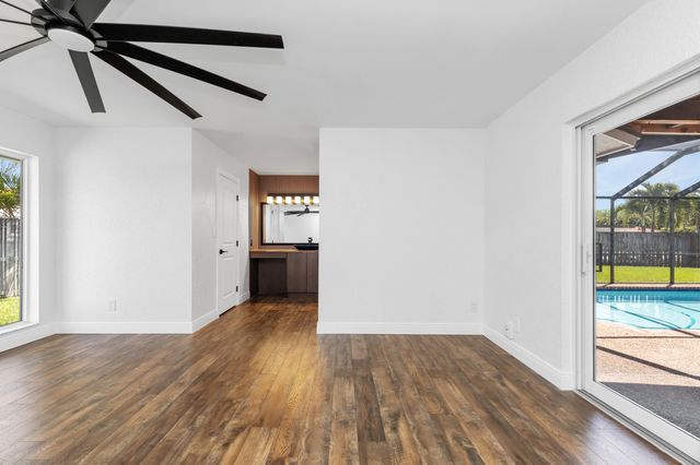 271 NW 89th Avenue, Coral Springs, FL 33071