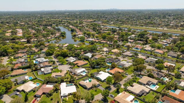 271 NW 89th Avenue, Coral Springs, FL 33071