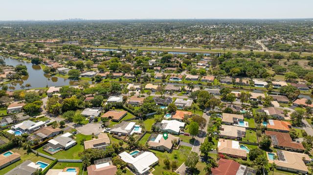 271 NW 89th Avenue, Coral Springs, FL 33071