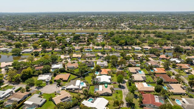 271 NW 89th Avenue, Coral Springs, FL 33071