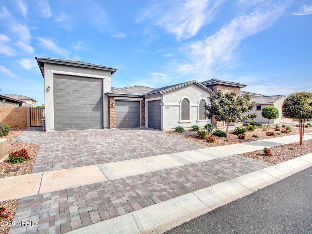 14350 W BOCA RATON Road, Surprise, AZ 85379 — photo 4