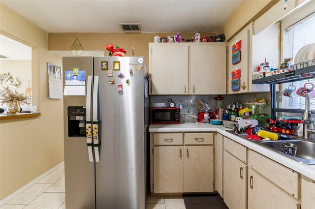 5331 10TH AVENUE N, St Petersburg, FL 33710