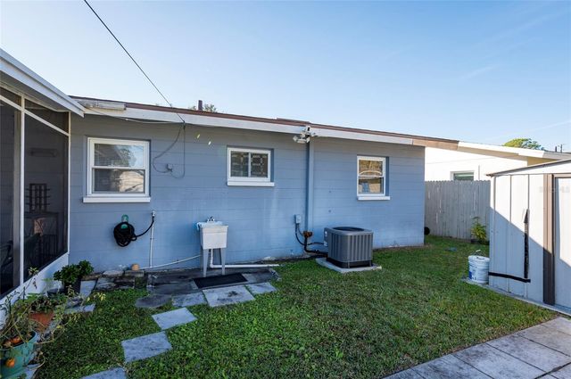 5331 10TH AVENUE N, St Petersburg, FL 33710