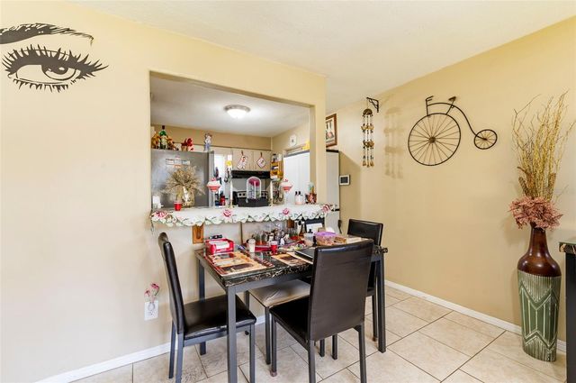 5331 10TH AVENUE N, St Petersburg, FL 33710