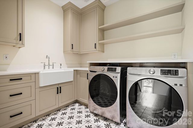 2652 Chesterfield Avenue, Charlotte, NC 28205