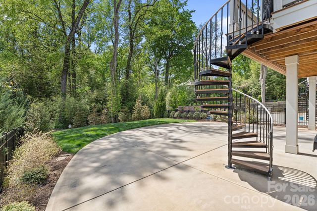 2652 Chesterfield Avenue, Charlotte, NC 28205