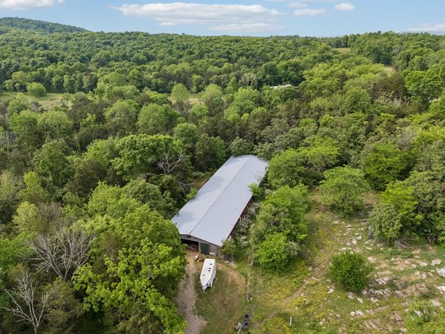 8558 Taliaferro Rd, Eagleville, TN 37060