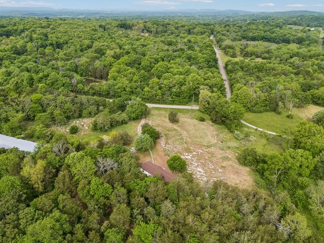 8558 Taliaferro Rd, Eagleville, TN 37060