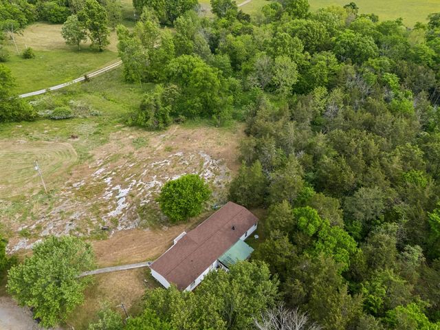 8558 Taliaferro Rd, Eagleville, TN 37060