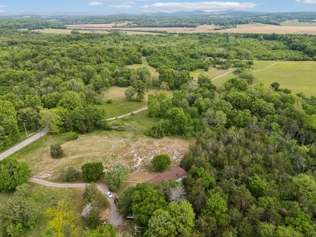 8558 Taliaferro Rd, Eagleville, TN 37060