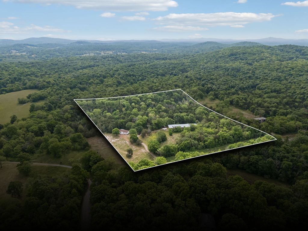8558 Taliaferro Rd, Eagleville, TN 37060