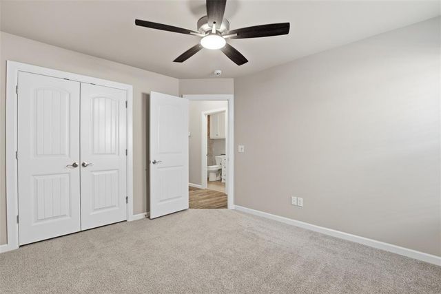 3304 Grasshopper Way, Yukon, OK 73099