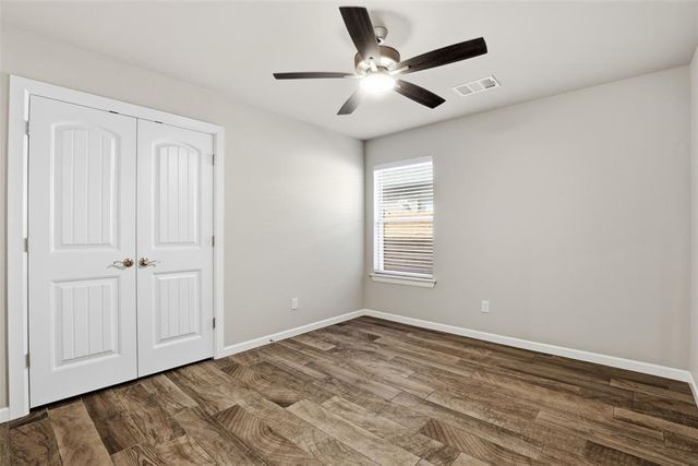 3304 Grasshopper Way, Yukon, OK 73099