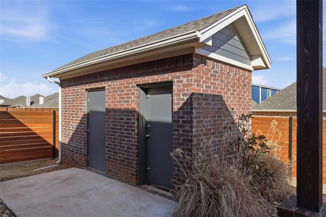 3304 Grasshopper Way, Yukon, OK 73099