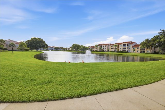 1640 N 42nd Circle 111, Vero Beach, FL 32967