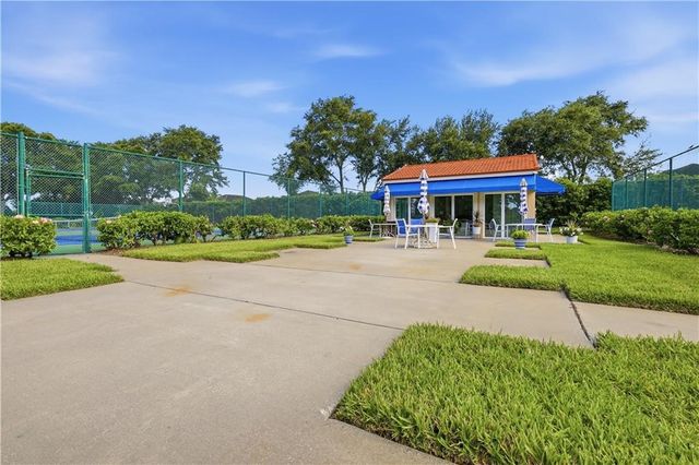 1640 N 42nd Circle 111, Vero Beach, FL 32967