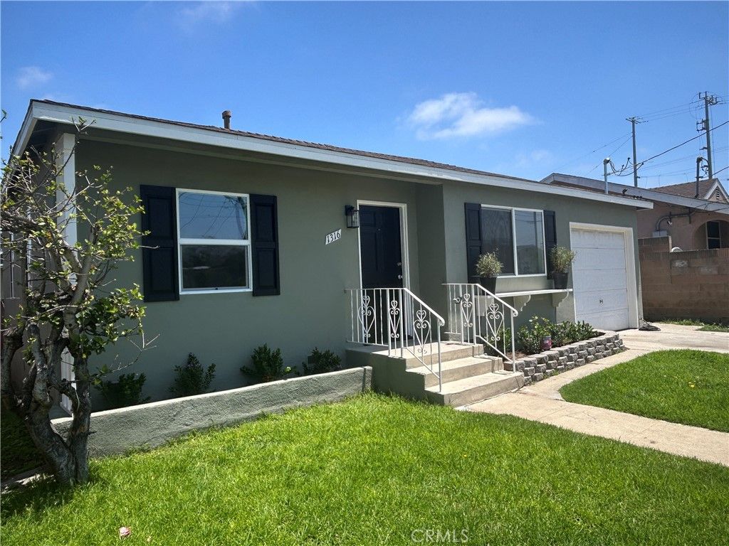 Image 1 of property listing at 1316 Ravenna, Wilmington, CA 90744